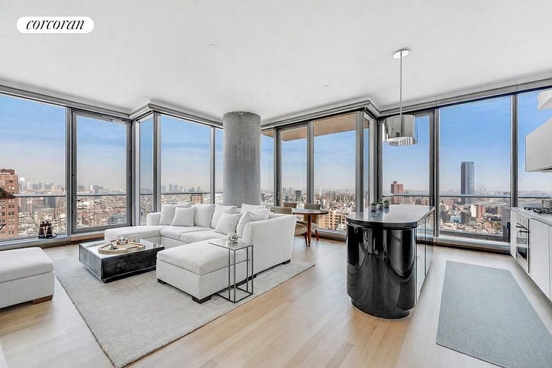 56 Leonard Street #32AE