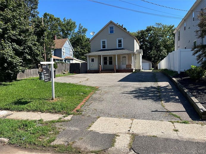 56 Lowndes Avenue