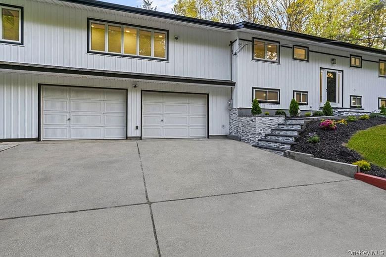56 McArthur Lane