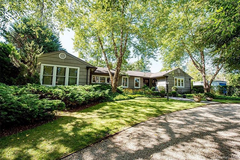 56 Shinnecock Hills Road