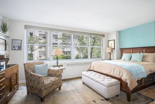 Image 1 of 12 for 310 East 70th Street #2H in Manhattan, New York, NY, 10021