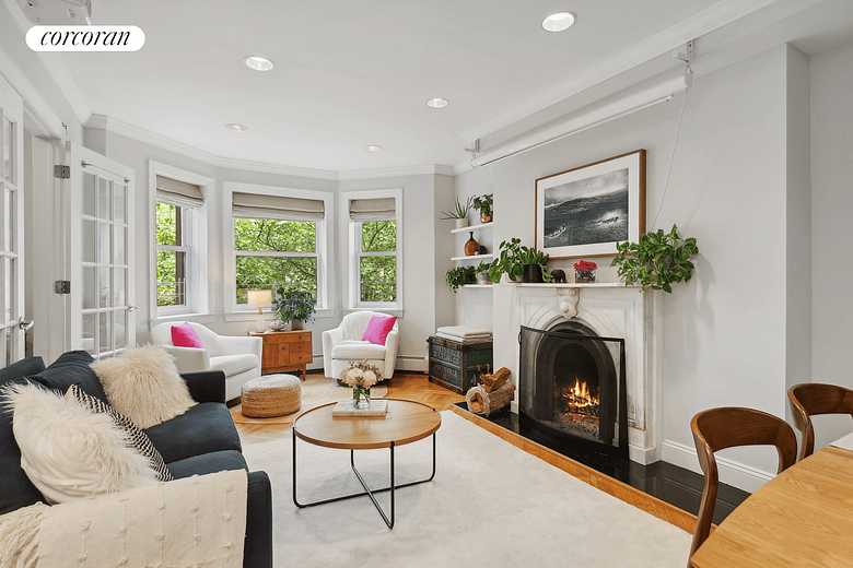 561 5th Street #4