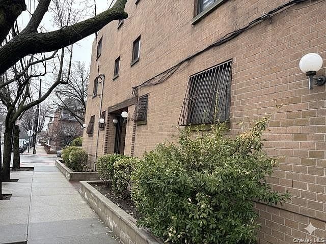 5616 Seabury Street #2A