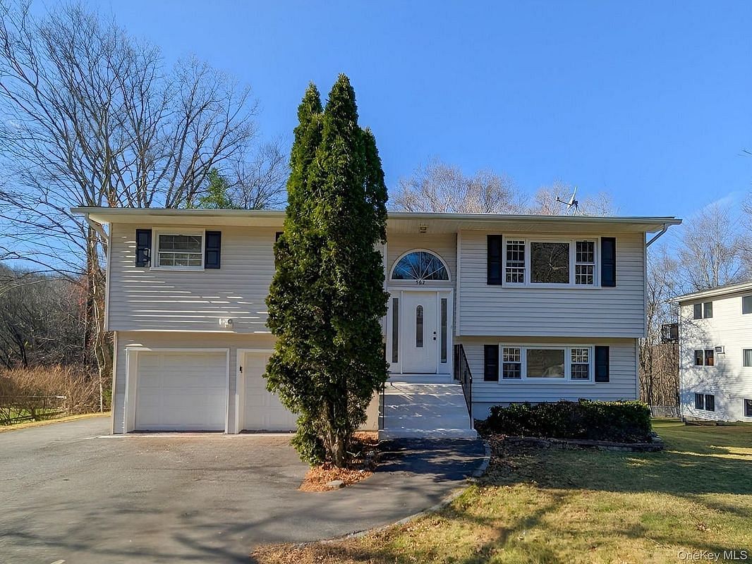 Image 1 of 15 for 562 Westbrook Drive in Westchester, Cortlandt, NY, 10567