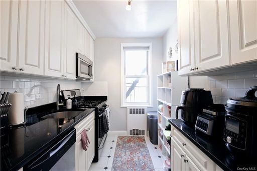Image 1 of 18 for 5620 Netherland Avenue #5D in Bronx, NY, 10471