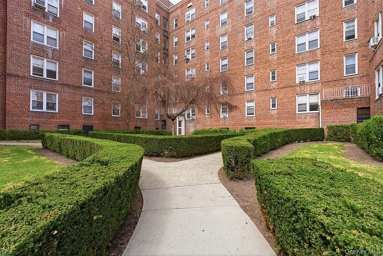 5639 Netherland Avenue #5C