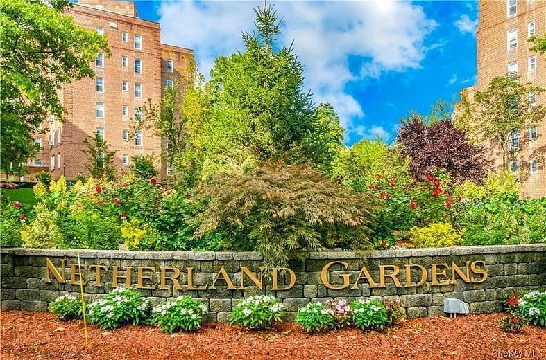 5639 Netherland Avenue #5E