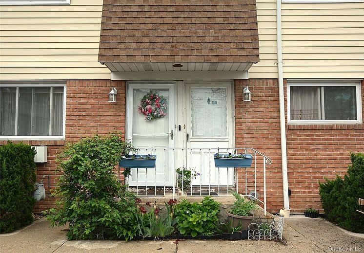 565 Avenue A #104