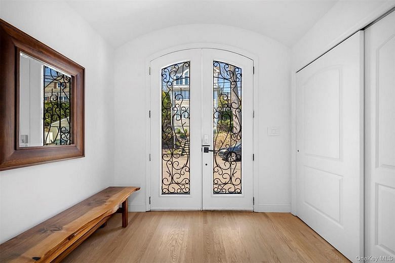 565 Mckinley Terrace