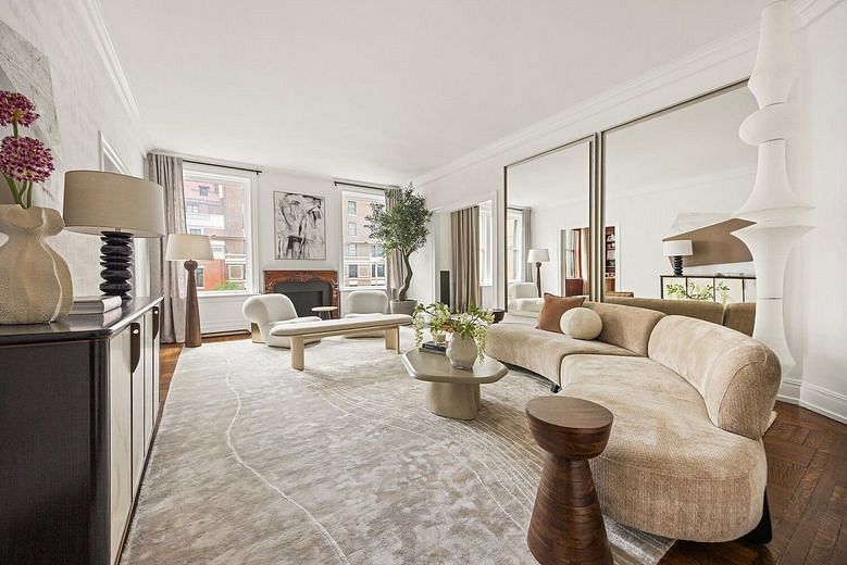 565 Park Avenue #4W