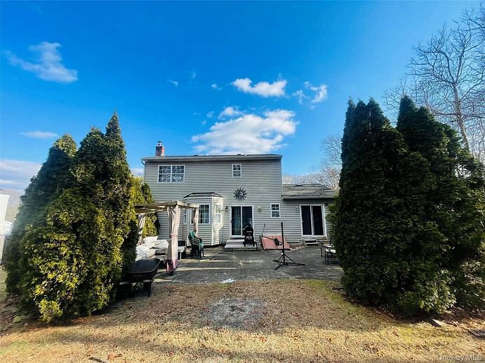565 Starlight Drive