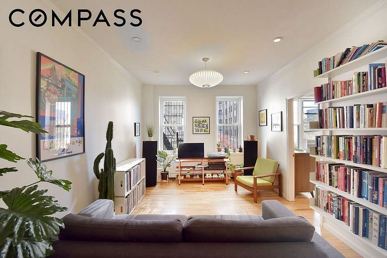 566 Prospect Place #3B