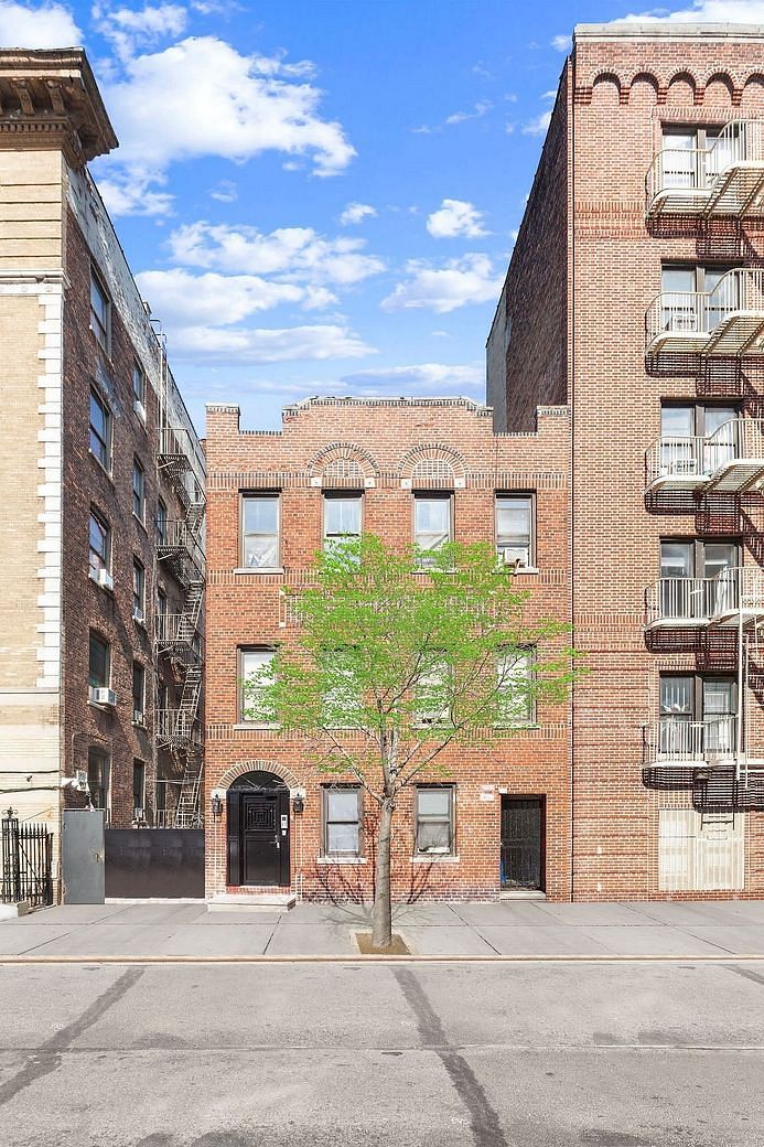 567 West 184th Street