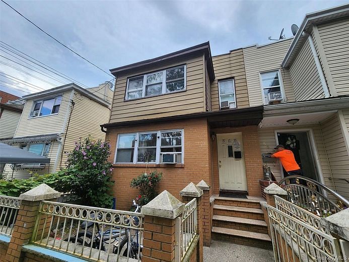 568 Drew Street