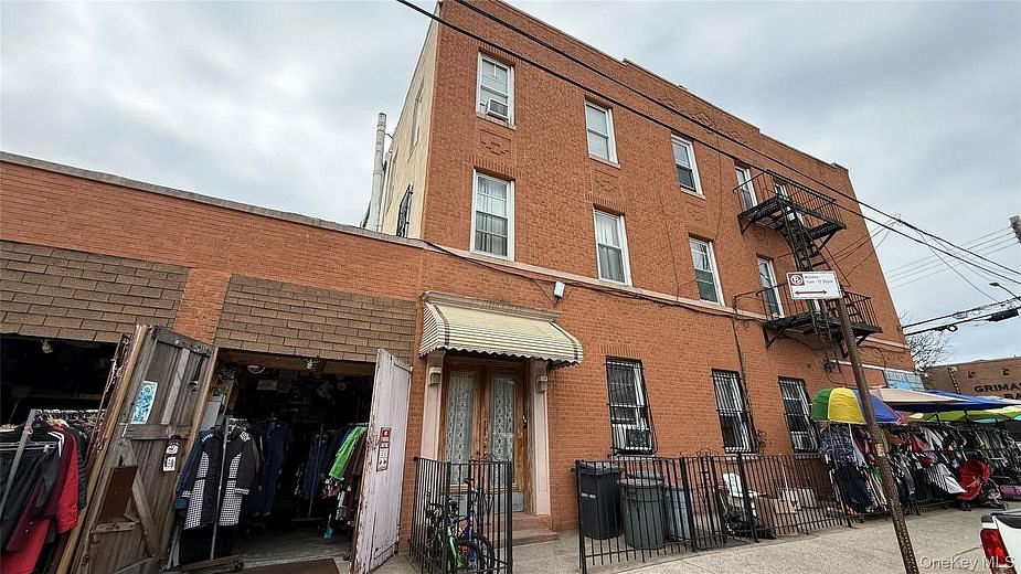 568 Grandview Avenue