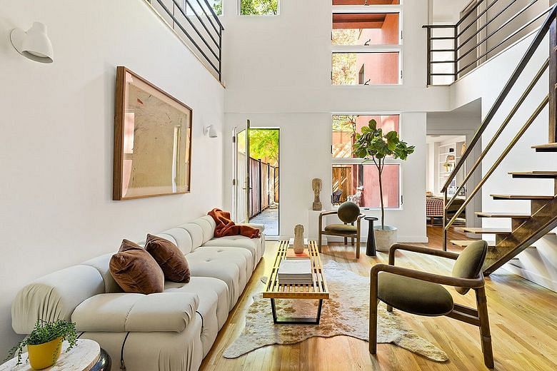 569 Carroll Street #1