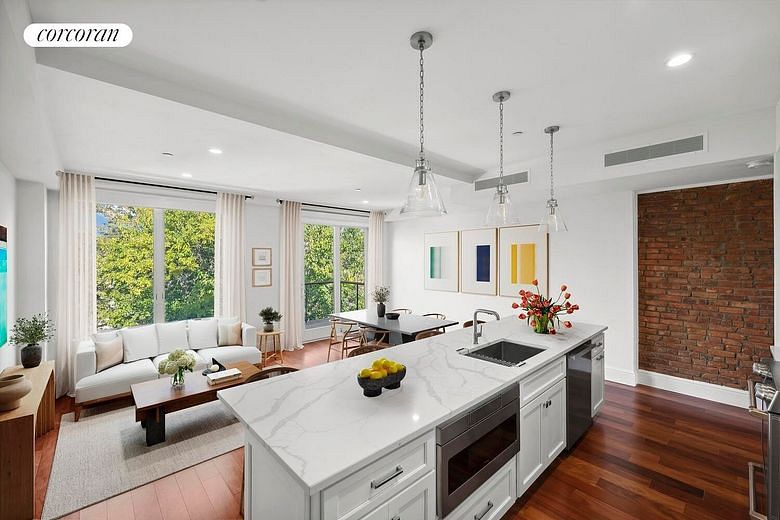 569 Saint Marks Avenue #4