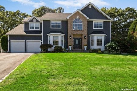 Image 1 of 34 for 22 Timber Ridge Drive in Long Island, Hauppauge, NY, 11788