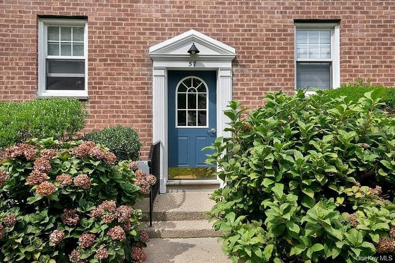 57 Columbus Avenue #2B