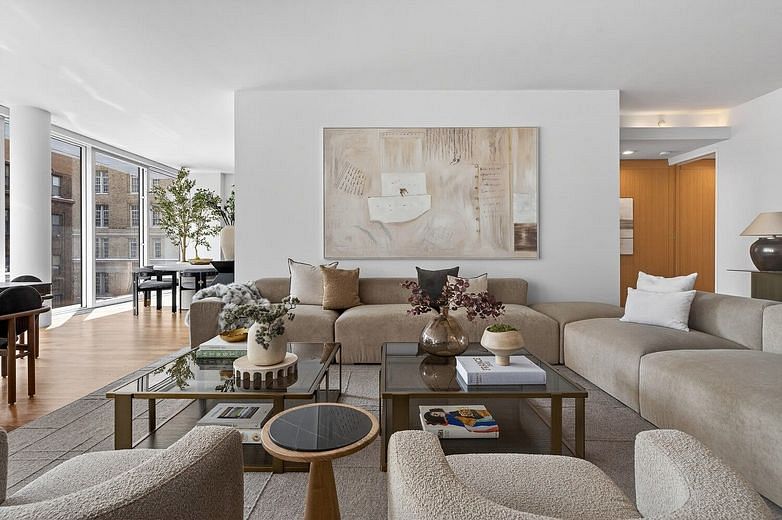 57 Irving Place #5/6