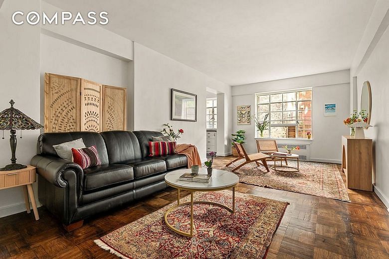 57 Montague Street #2G