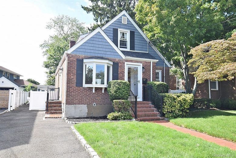 57 Scarcliffe Drive