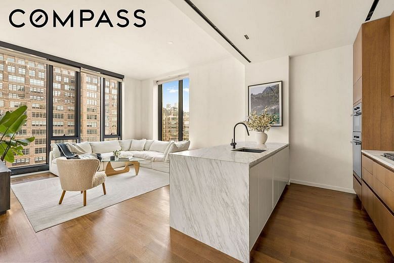 570 Broome Street #10A