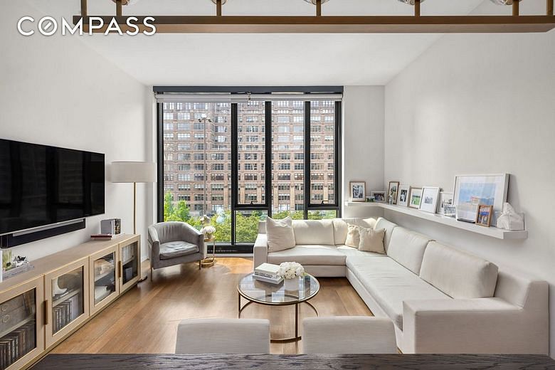 570 Broome Street #6A