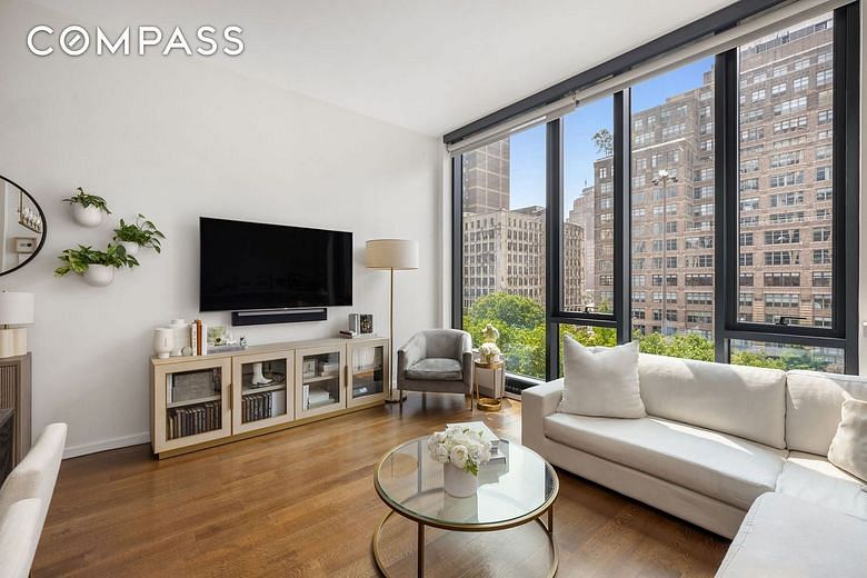 570 Broome Street #6A