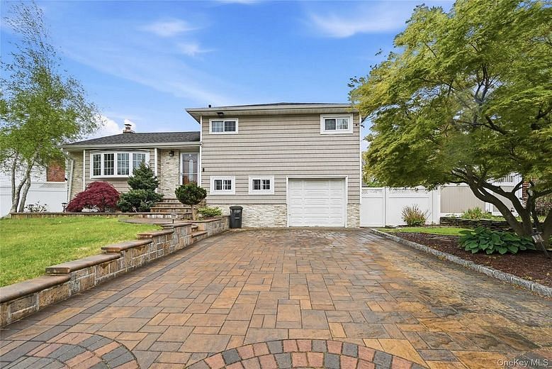 572 Benjamin Road