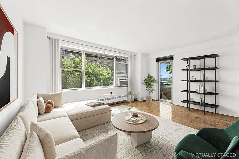 572 Grand Street #G503