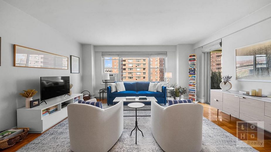 572 Grand Street #G803