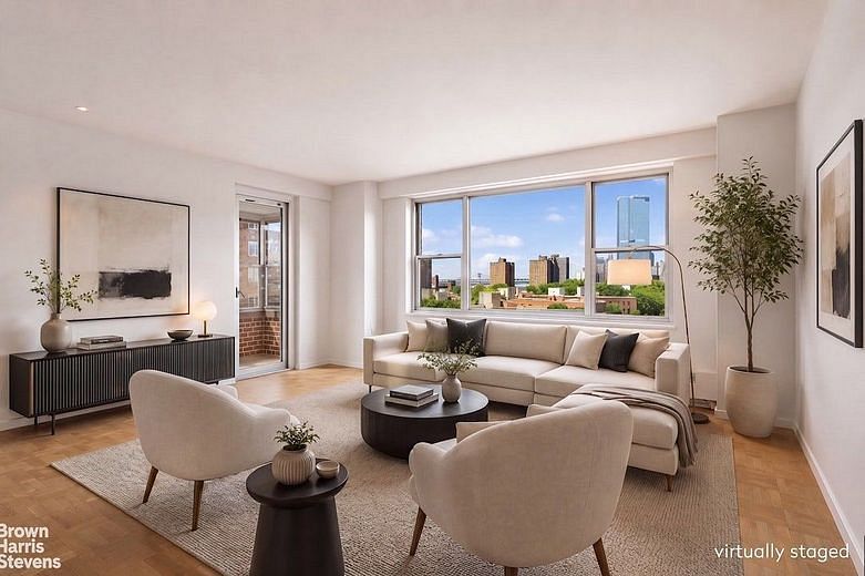 572 Grand Street #G907