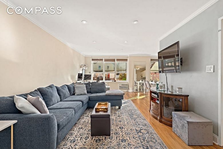 5730 Mosholu Avenue #4F