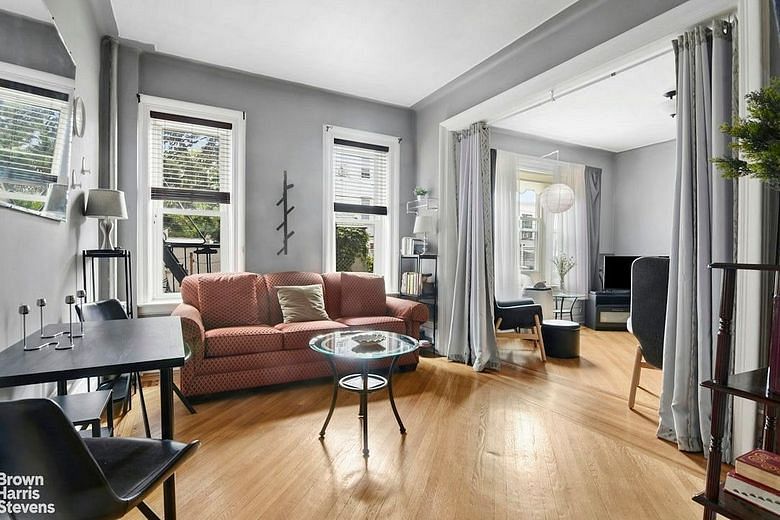 574 44th Street #1C