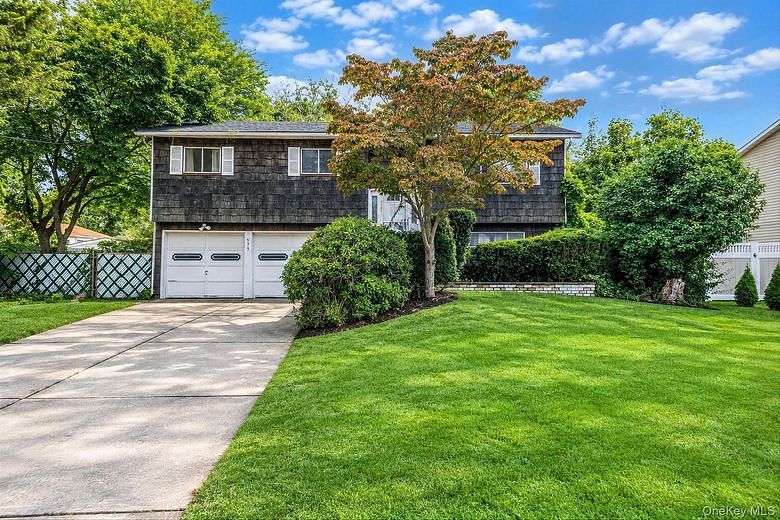 575 Freeman Avenue
