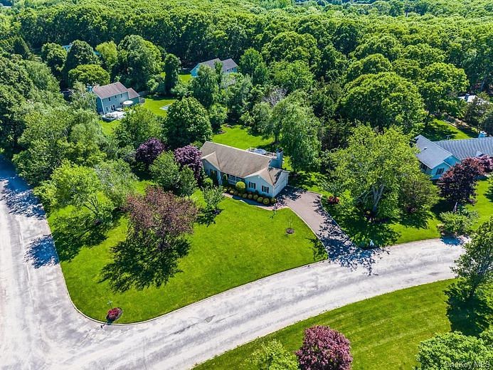 575 Willow Drive