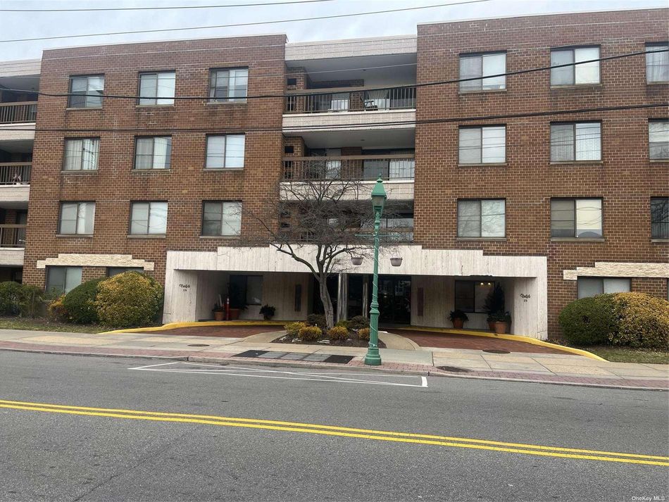 Image 1 of 34 for 376 Central Avenue #4-G in Long Island, Lawrence, NY, 11559