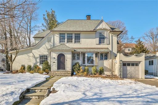 Image 1 of 28 for 43 Hillside Road in Westchester, Larchmont, NY, 10538