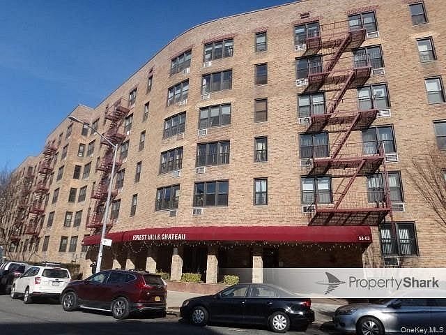 Image 1 of 1 for 58-03 Calloway St #6FF in Queens, New York, NY, 11368