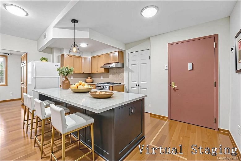 58-04 Main Street #1A