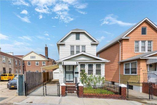 Image 1 of 1 for 58-11 41st Drive in Queens, Woodside, NY, 11377
