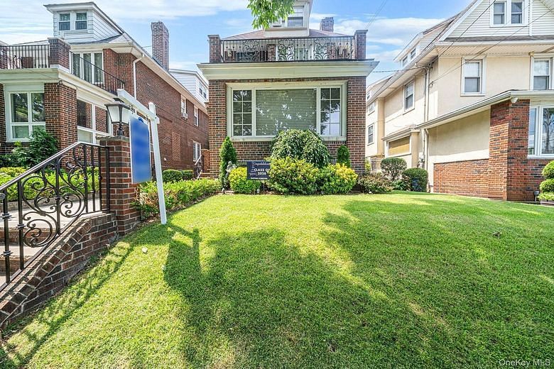58 85th Street