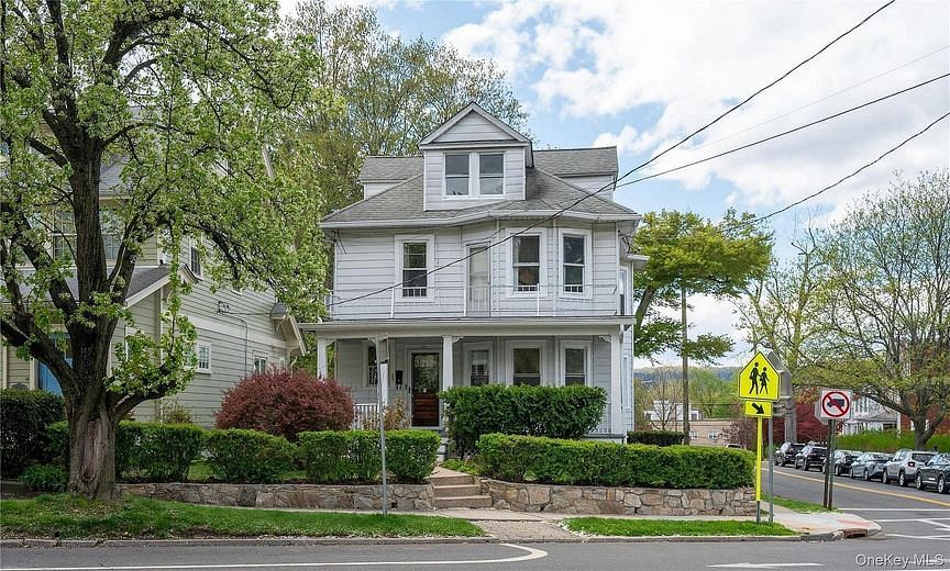 58 Farragut Avenue