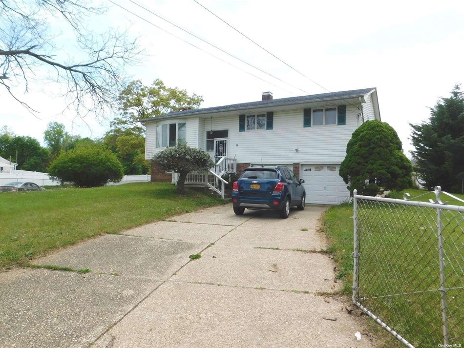 Image 1 of 13 for 58 Floyd Street in Long Island, Brentwood, NY, 11717