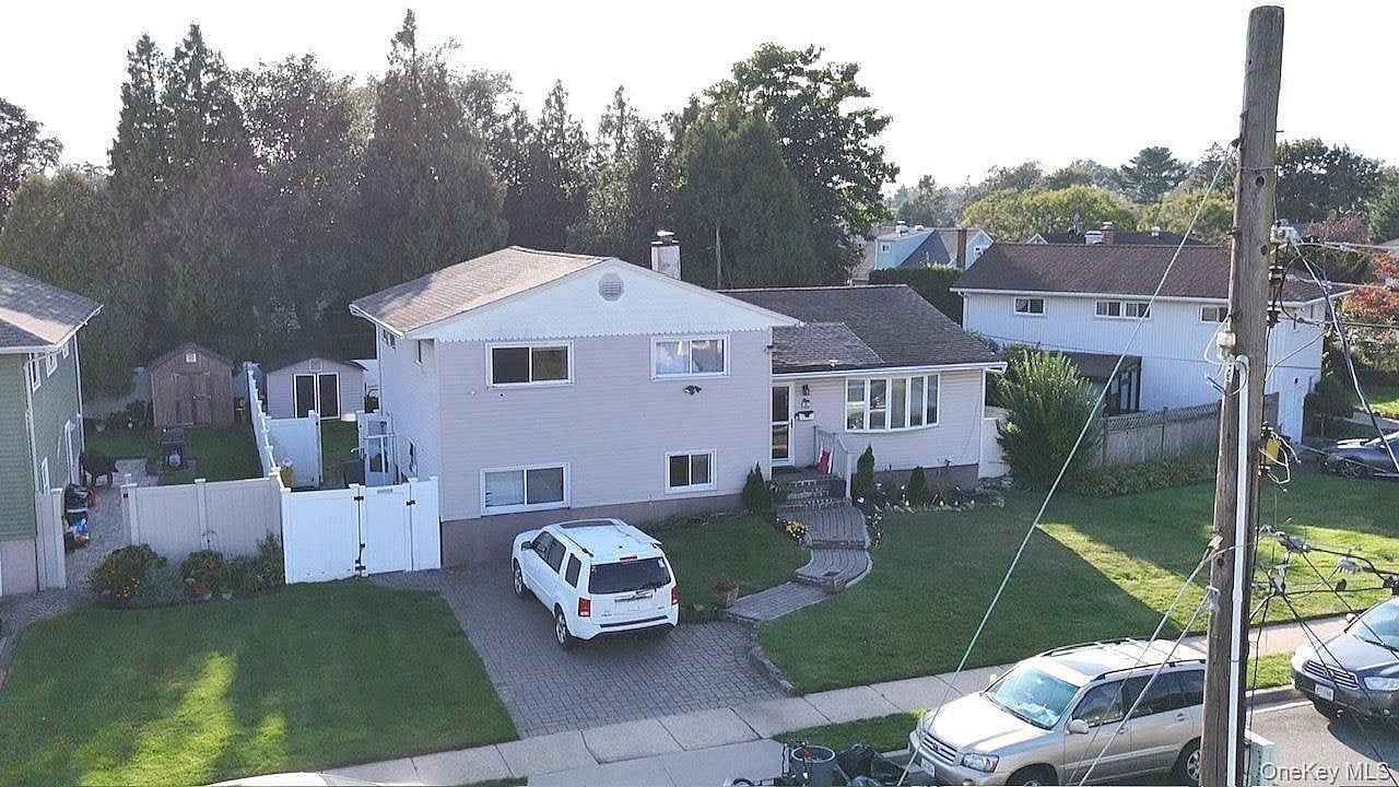 Image 1 of 17 for 58 Narcissus Avenue in Long Island, Hicksville, NY, 11801