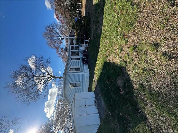 58 Old Country Road #92