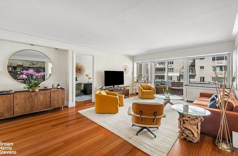 58 West 58th Street #7C