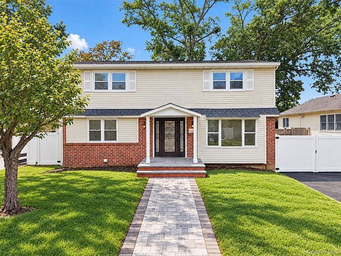 58 Willets Drive