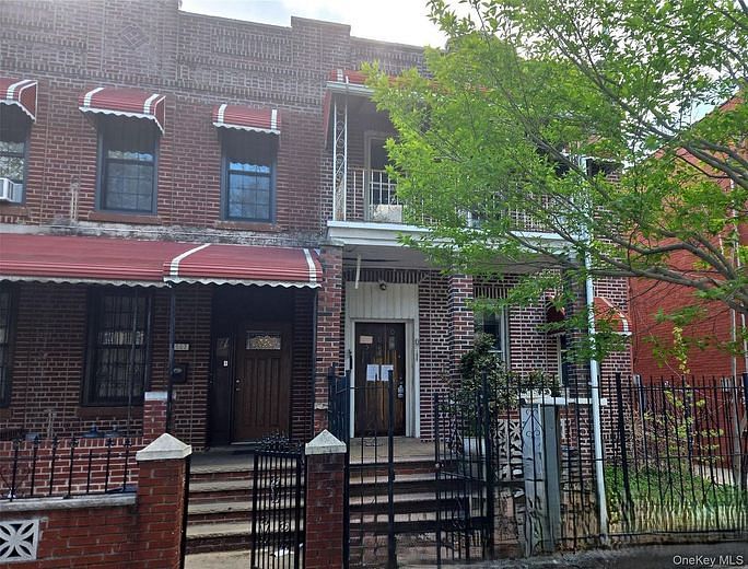 580 Chester Street